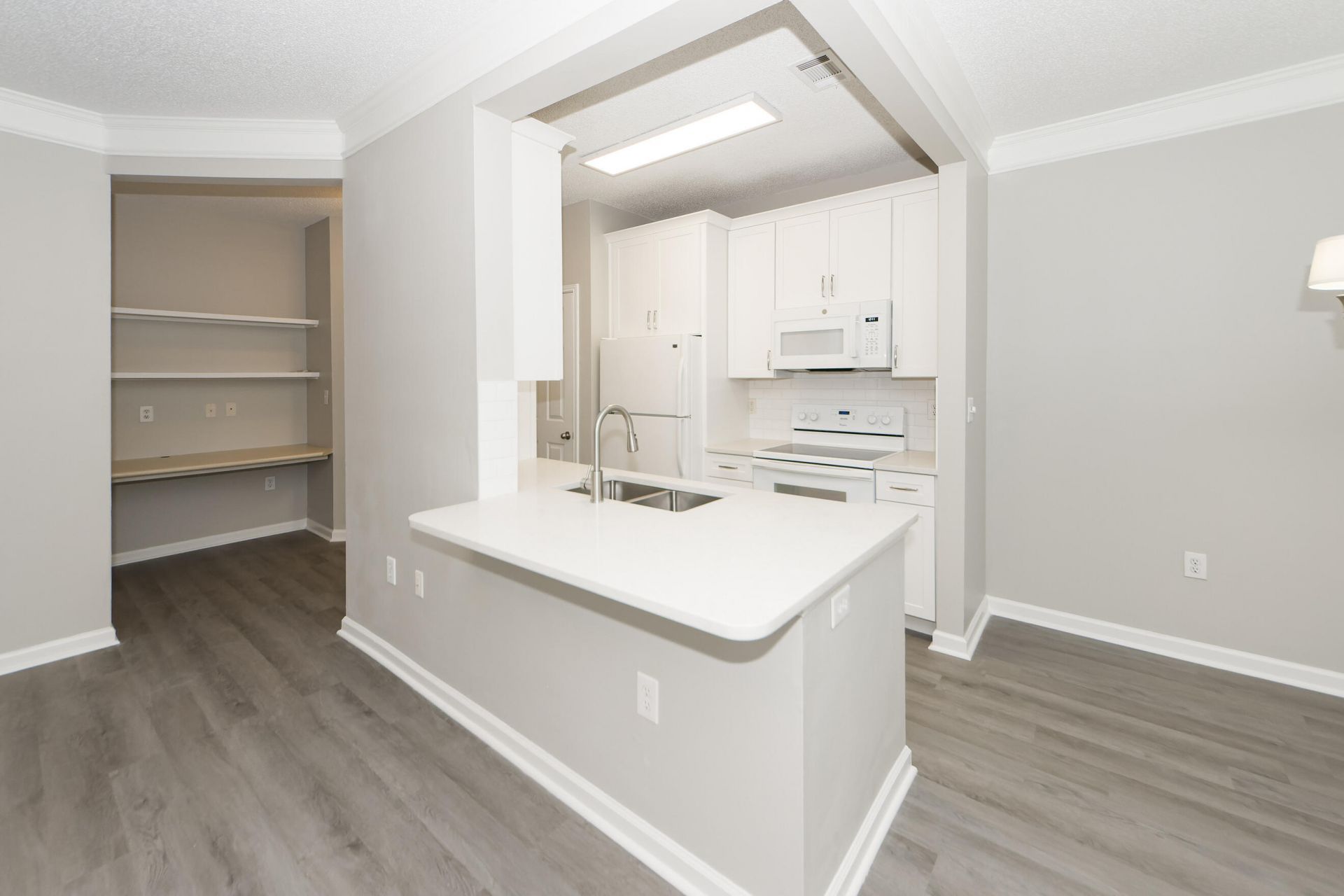 1113 Rosewood Lane Photo 8