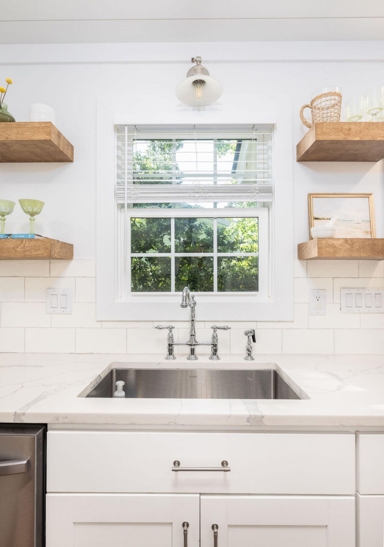 1507 Village Square Photo 11