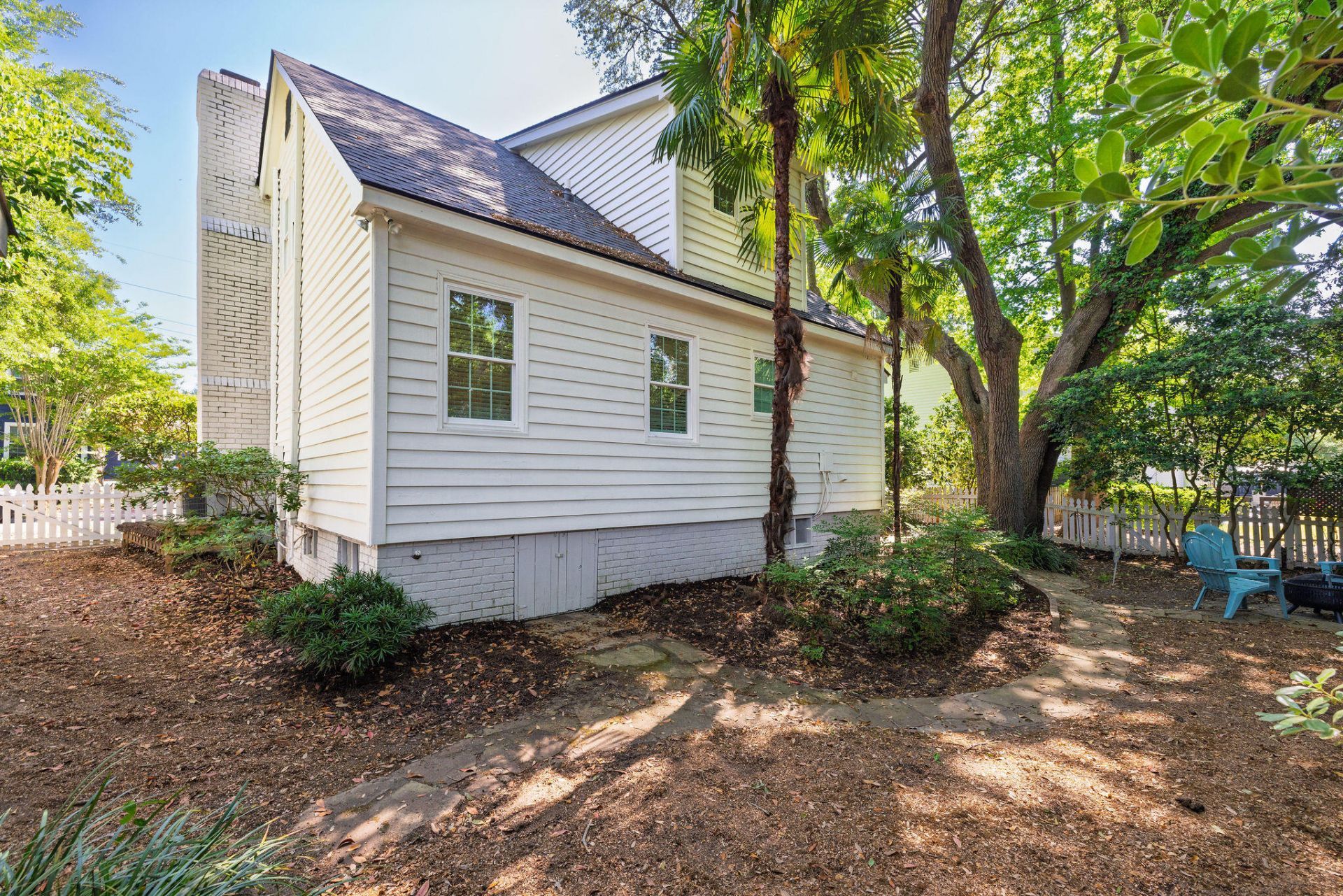 1507 Village Square Photo 40