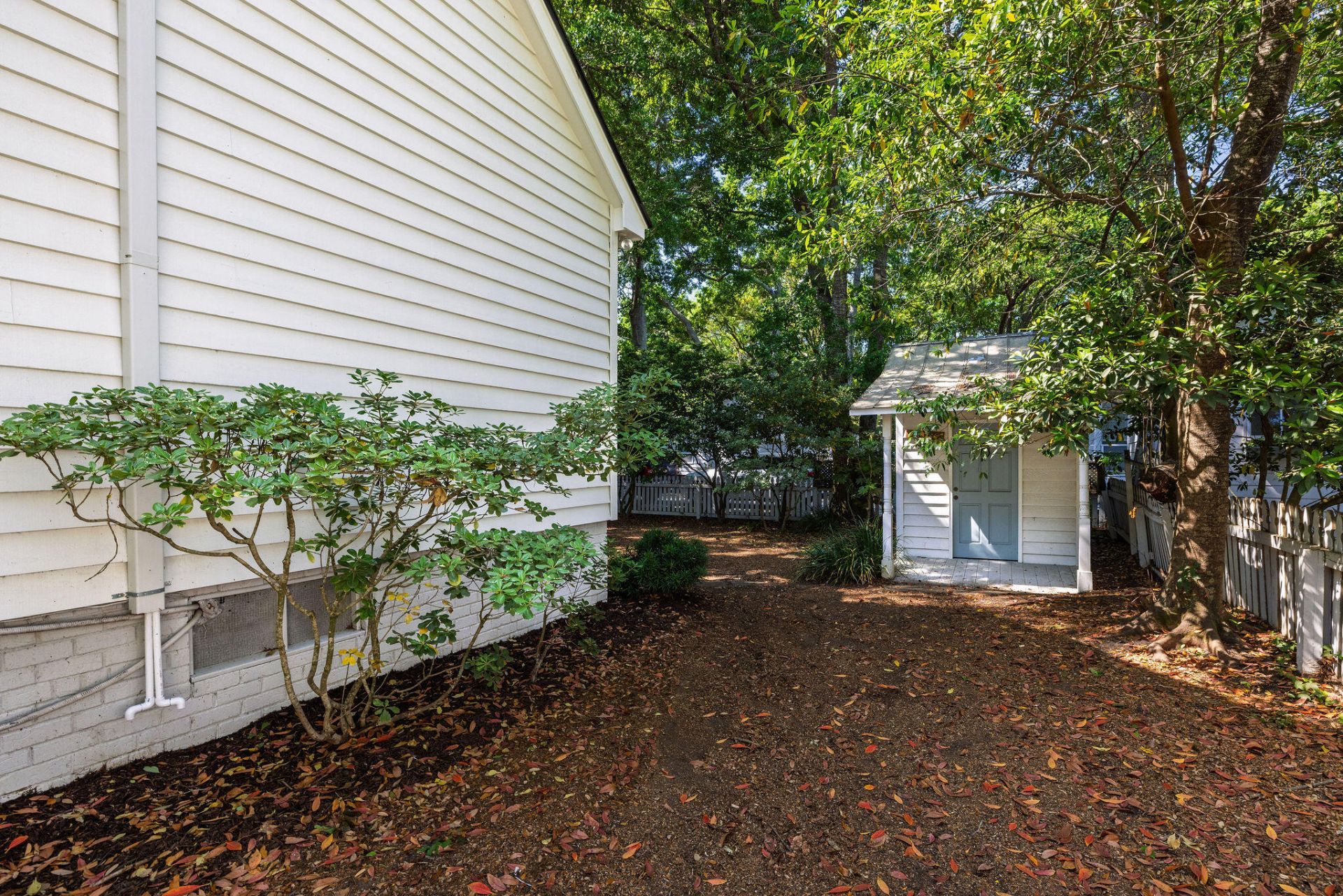 1507 Village Square Photo 43