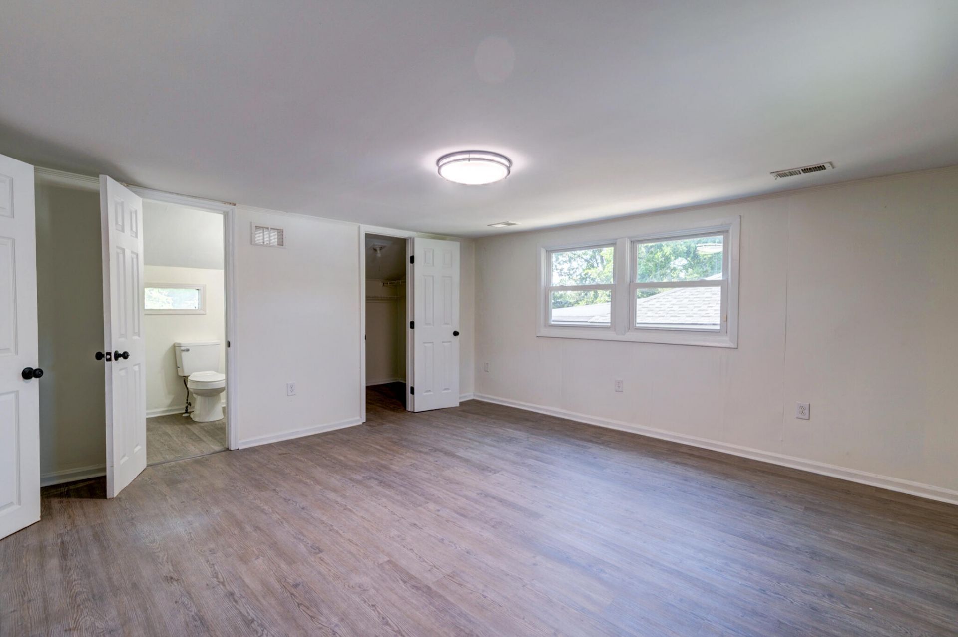 2657 Oregon Avenue Photo 18