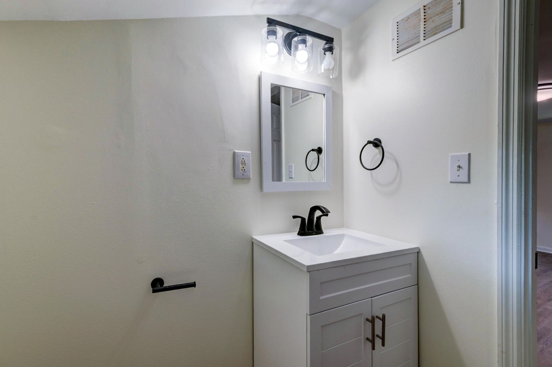 2657 Oregon Avenue Photo 22