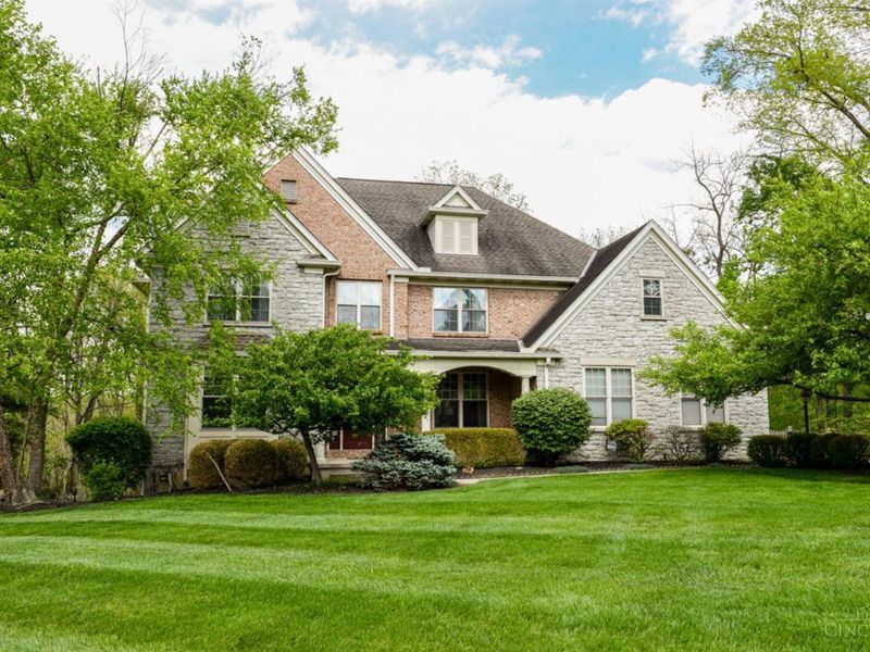 8592 Concord Hills Circle, Sycamore Township, OH 45243 Photo 1