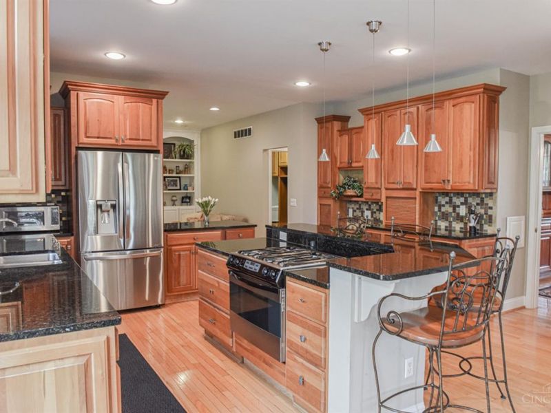 8592 Concord Hills Circle, Sycamore Township, OH 45243 Photo 17