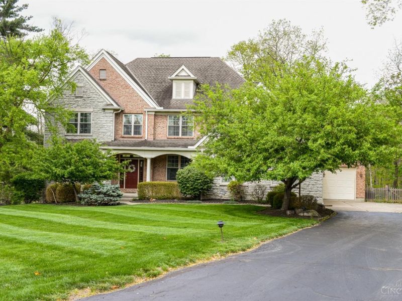 8592 Concord Hills Circle, Sycamore Township, OH 45243 Photo 4