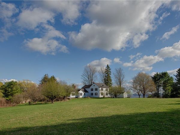 217 Walters Way , Richfield Springs, NY 13439