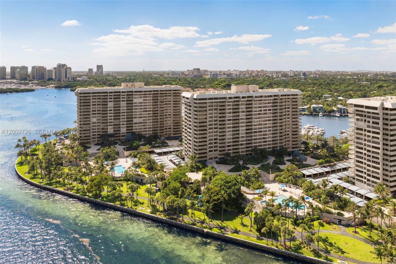 2 Grove Isle Dr, Unit B1109, Coconut Grove, FL 33133 Photo