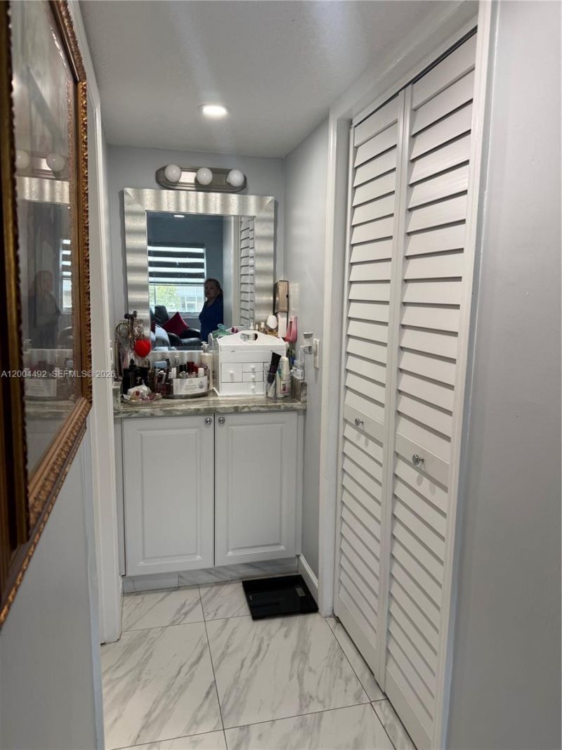 9880 Marina Blvd , Unit 1528, Boca Raton, FL 33428 Photo