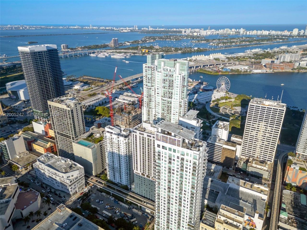 227 NE 2nd St , Unit 2503, Miami, FL 33132 Photo