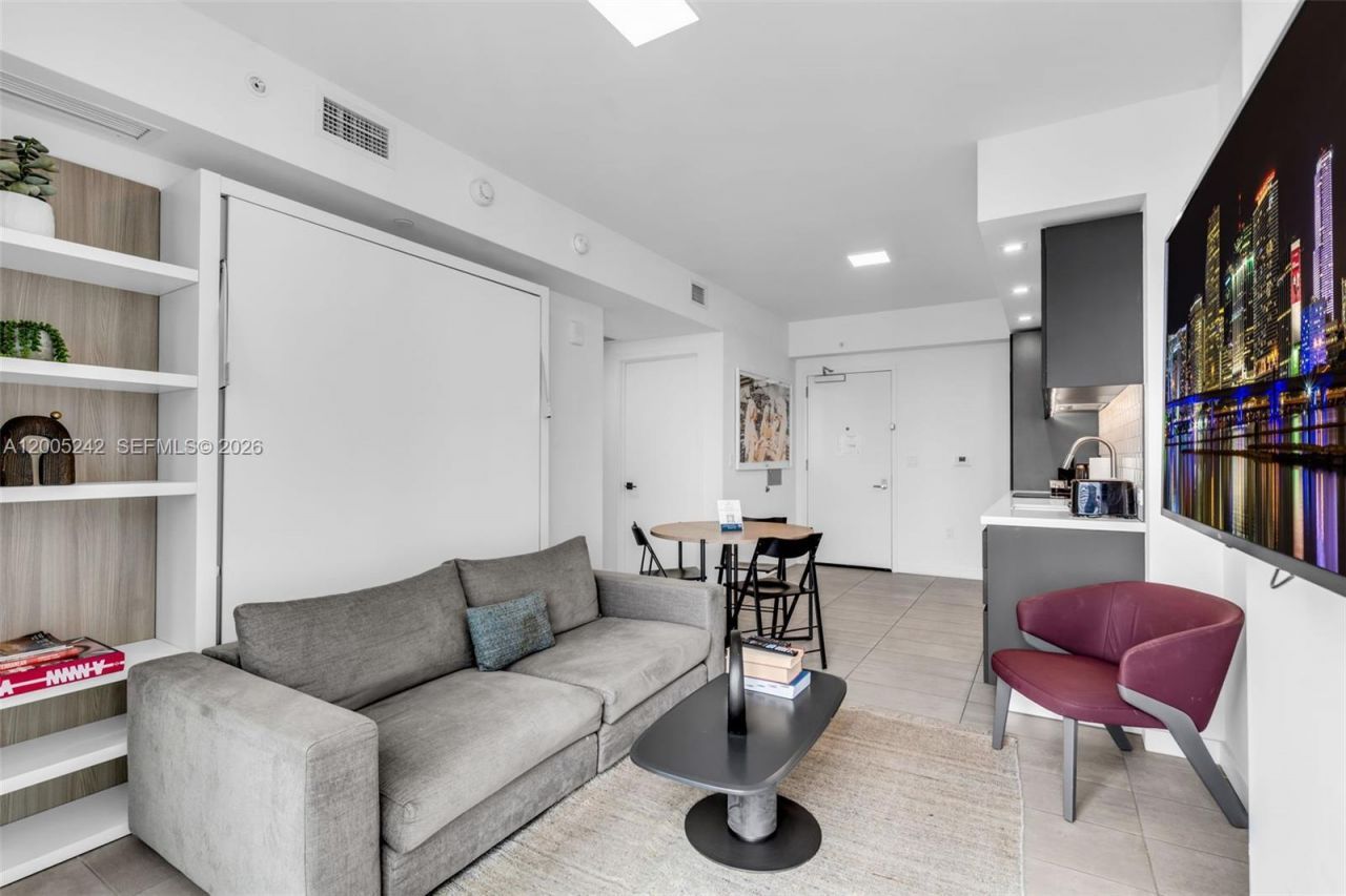 227 NE 2nd St , Unit 2503, Miami, FL 33132 Photo