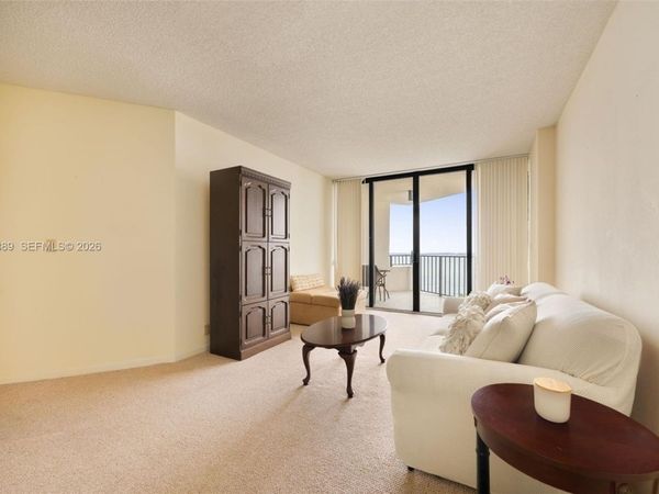 520 Brickell Key Dr, Unit A1001, Miami, FL 33131