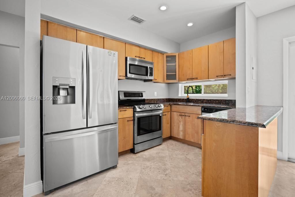11222 NE 9th Ave, Biscayne Park, FL 33161 Photo