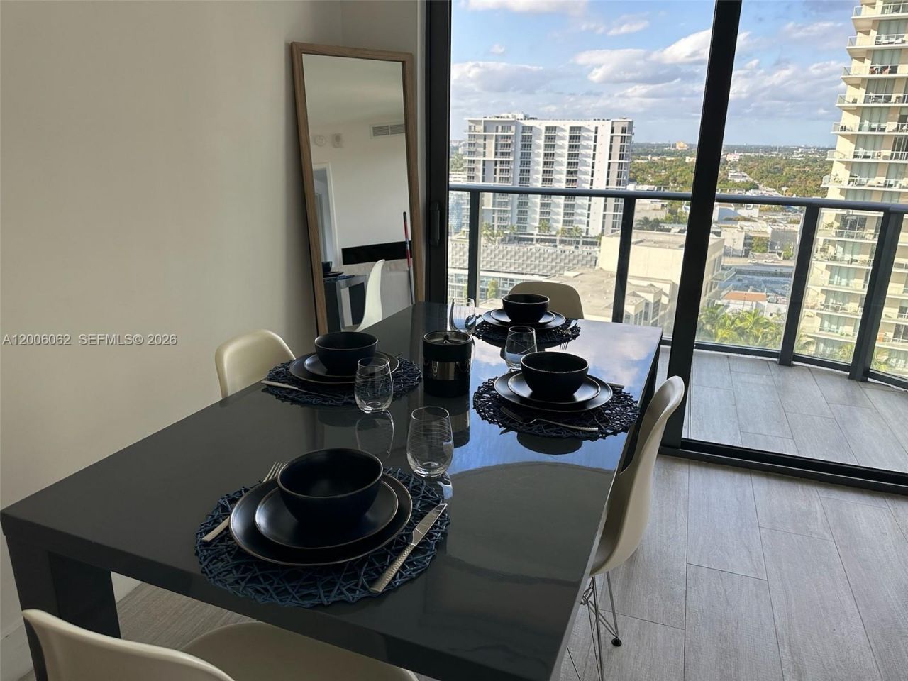 121 NE 34th St , Unit 1915, Miami, FL 33137 Photo