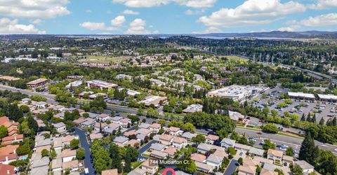 744 Mulbarton Ct, Folsom, CA 95630 Photo