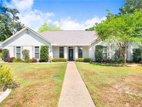 2102 Westchester Drive , Daphne, AL 36526