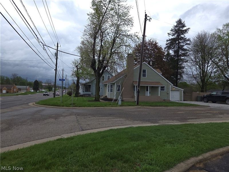 700 Whipple Avenue NW, Canton, OH 44708 Photo 2