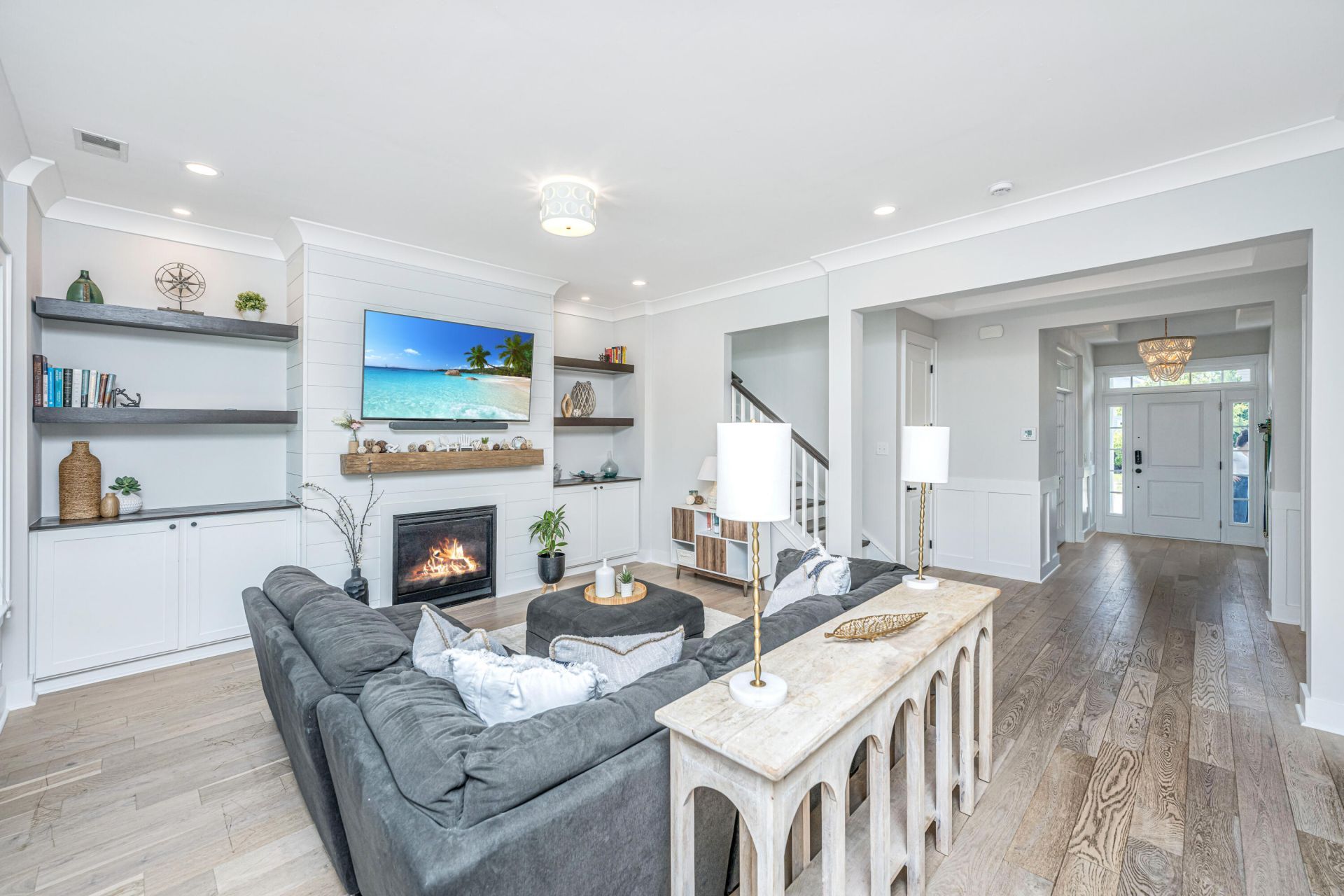 1585 Bourne Crossing Photo 12