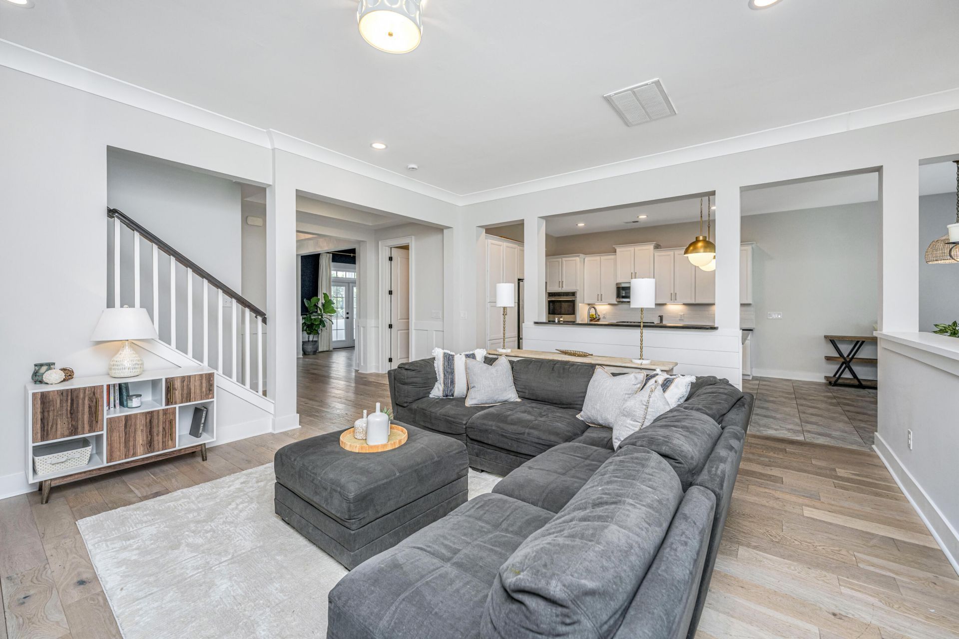 1585 Bourne Crossing Photo 14