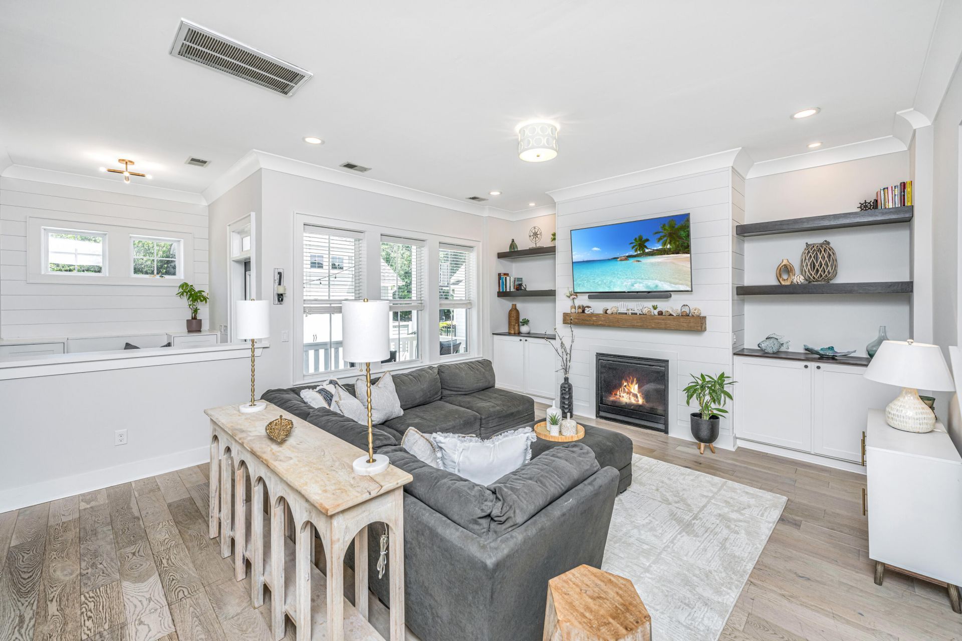 1585 Bourne Crossing Photo 15