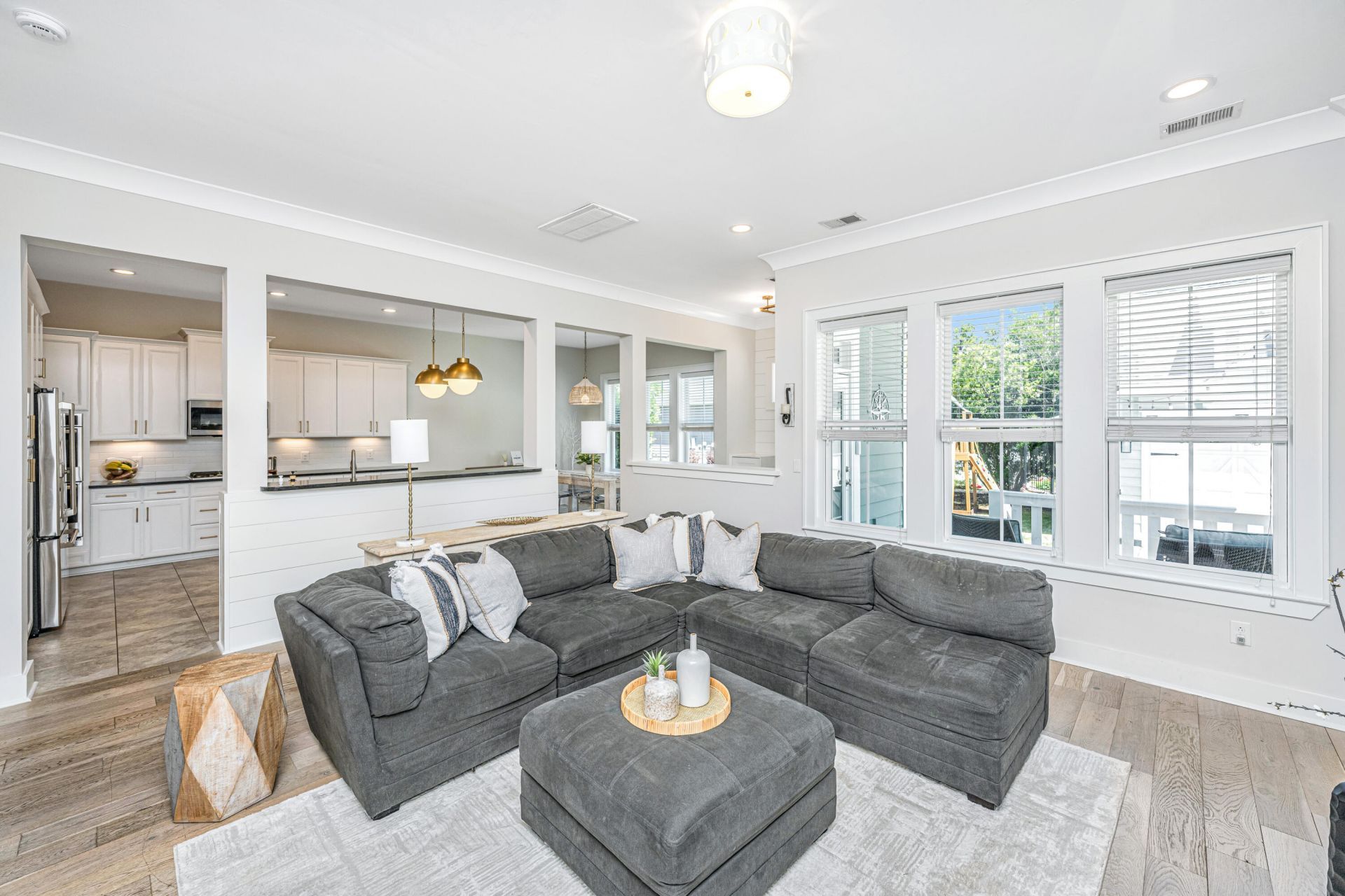 1585 Bourne Crossing Photo 16