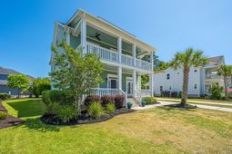 1585 Bourne Crossing photo 4