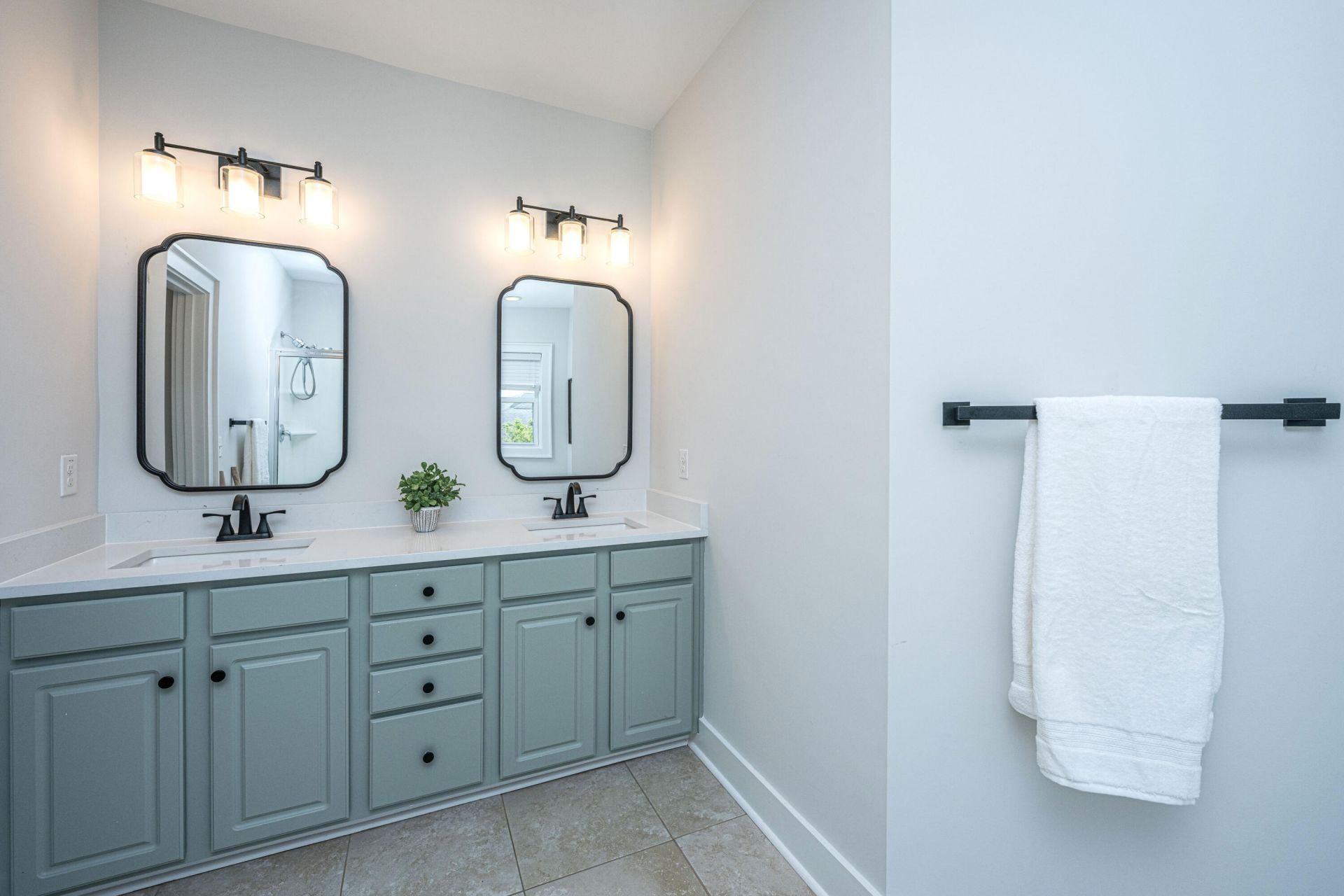 1585 Bourne Crossing Photo 32