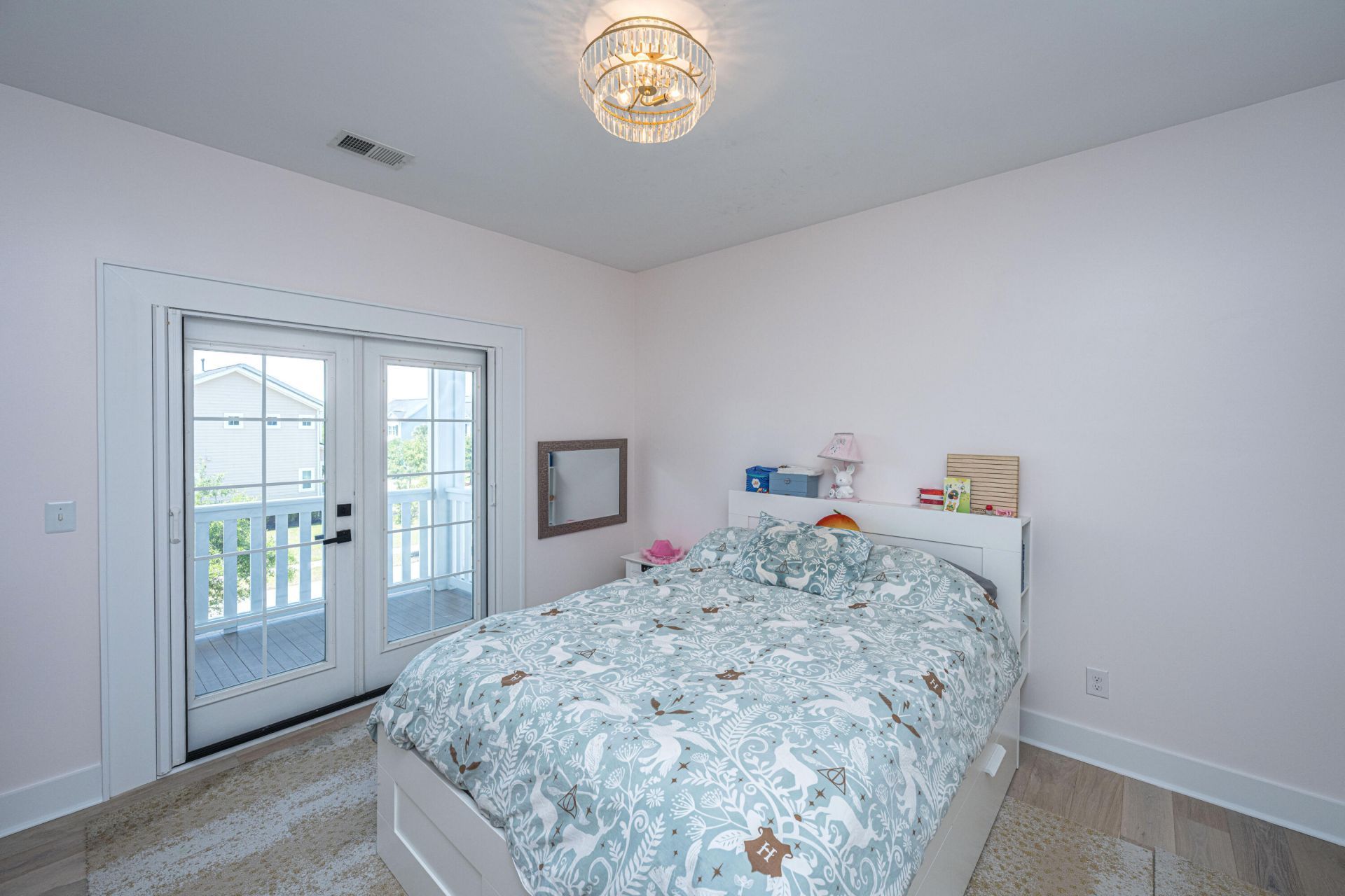 1585 Bourne Crossing Photo 35