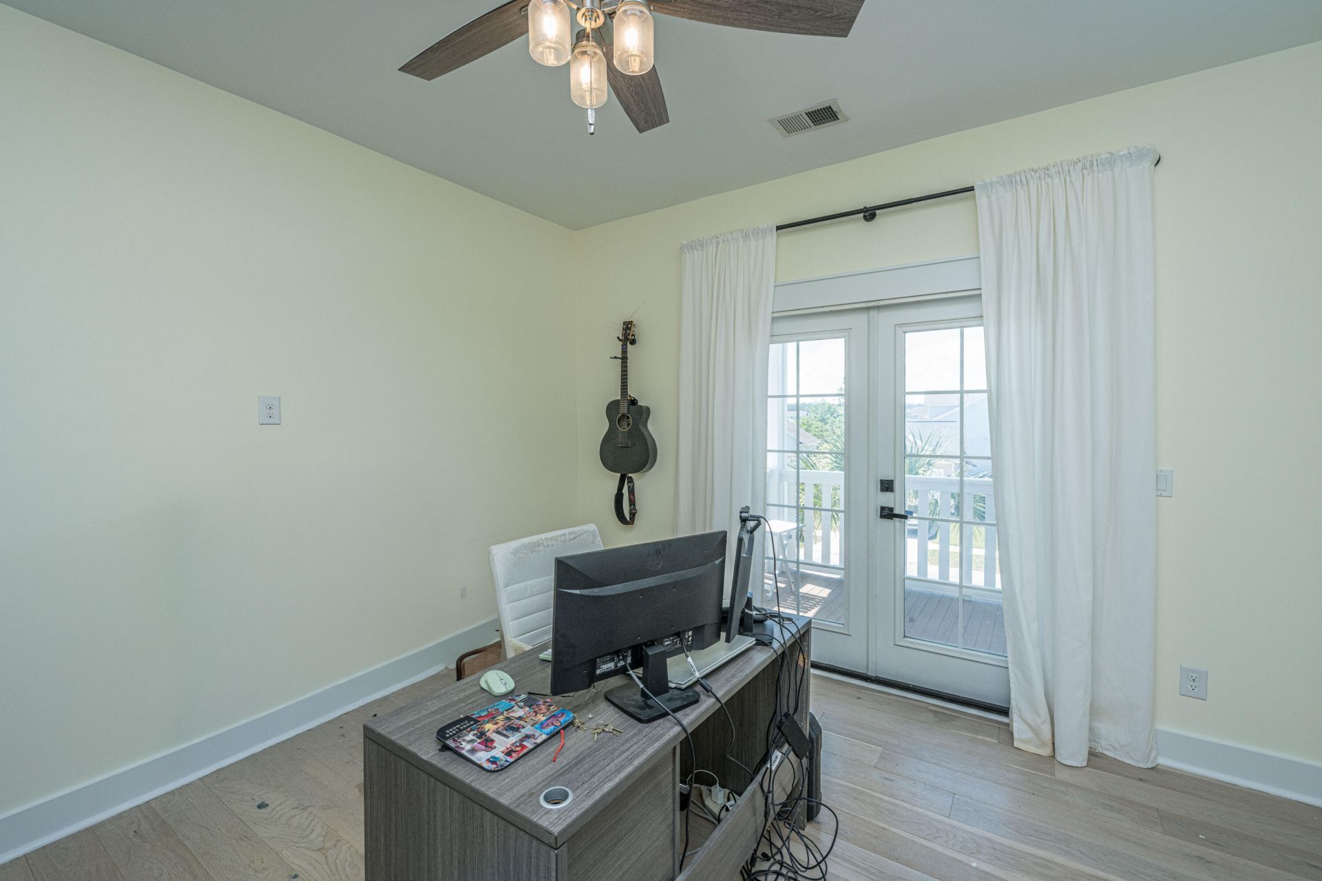 1585 Bourne Crossing Photo 40