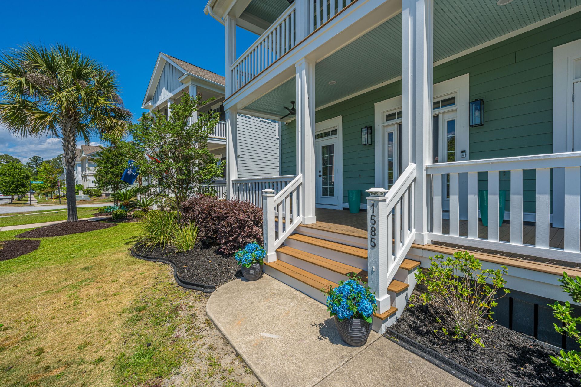 1585 Bourne Crossing Photo 5