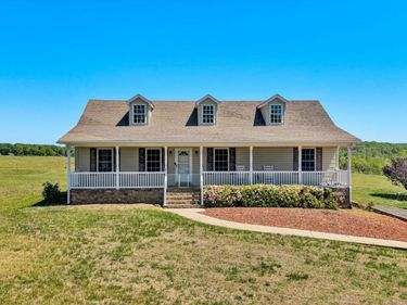 2210 Isle of Pines Drive, Moneta, VA 24121