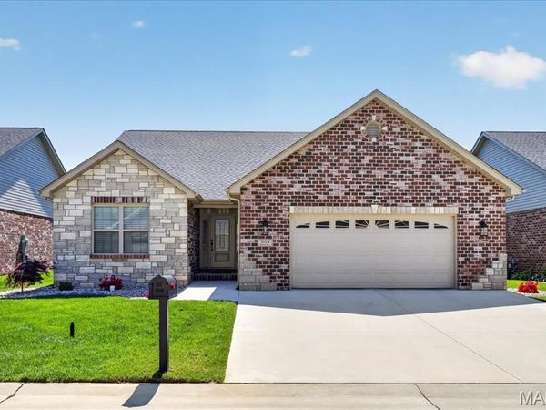 2024 Ravenel, Belleville, IL 62226