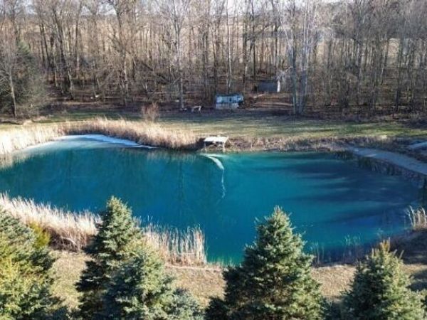 17576 County Road J, Napoleon, OH 43545