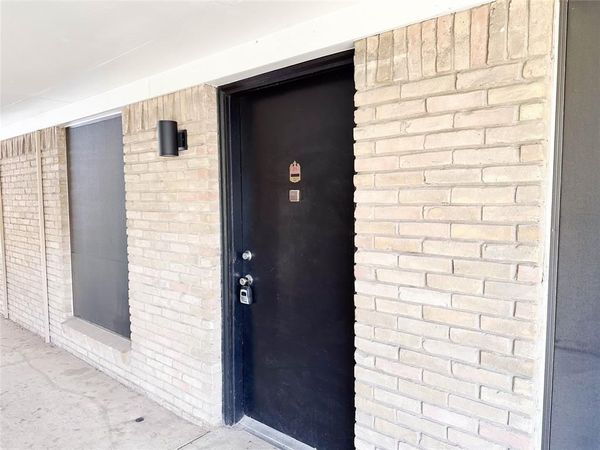 510 W Marvin Avenue , Unit 211, Waxahachie, TX 75165