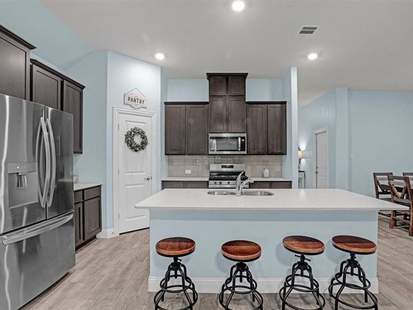 11245 Canyon Mine Drive, Aubrey, TX 76227