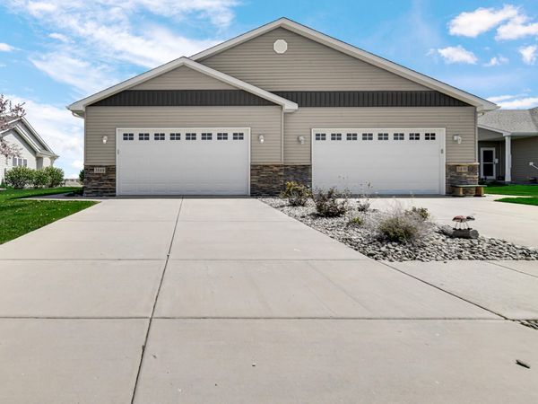 3889 Stadium Street , Portage, IN 46368