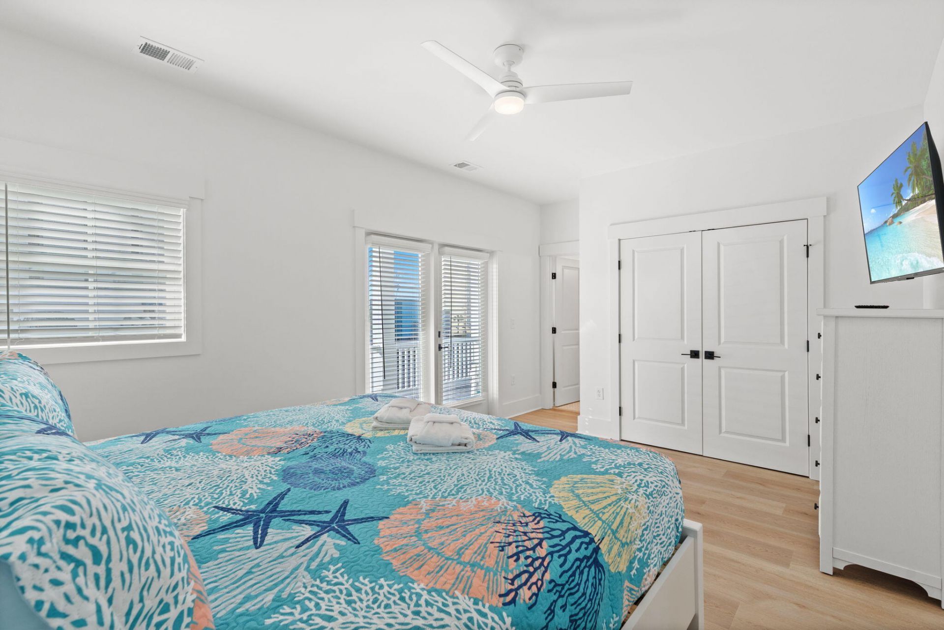 1211 N Waccamaw Drive Photo 14