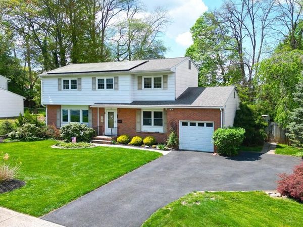 12 TEMPLE TERRACE , LAWRENCE TOWNSHIP, NJ 08648