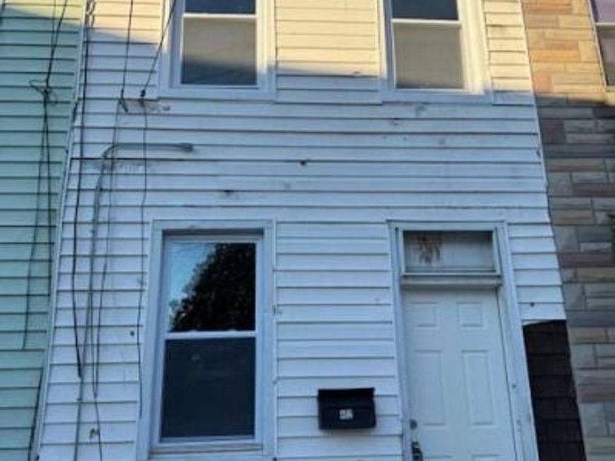 402 Cambria Street, Baltimore, MD 21225 Main Photo
