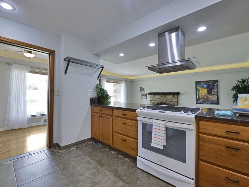 692 Uhler Road, Marion, OH 43302 Photo 11