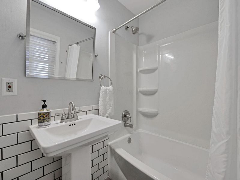 692 Uhler Road, Marion, OH 43302 Photo 17