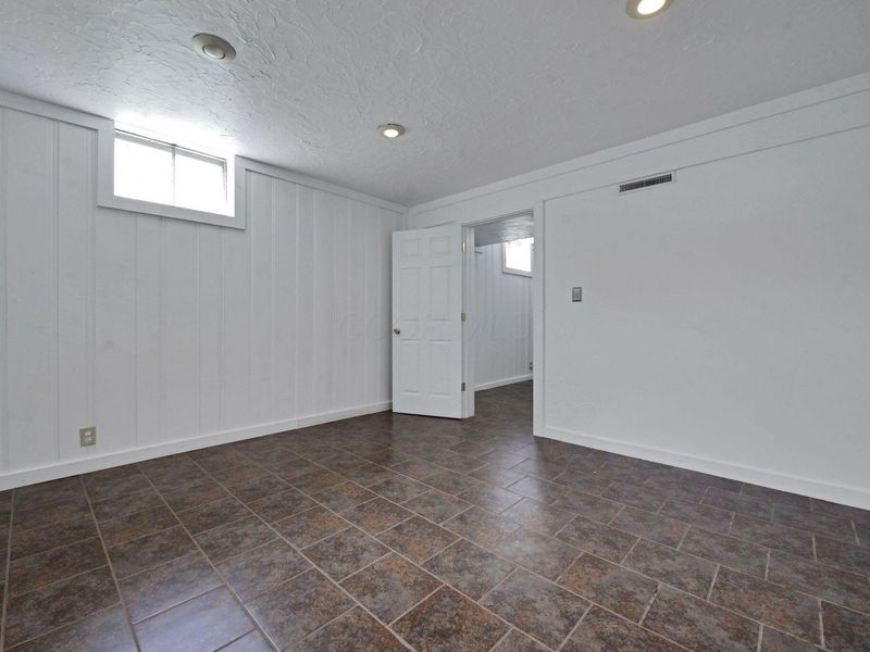 692 Uhler Road, Marion, OH 43302 Photo 24