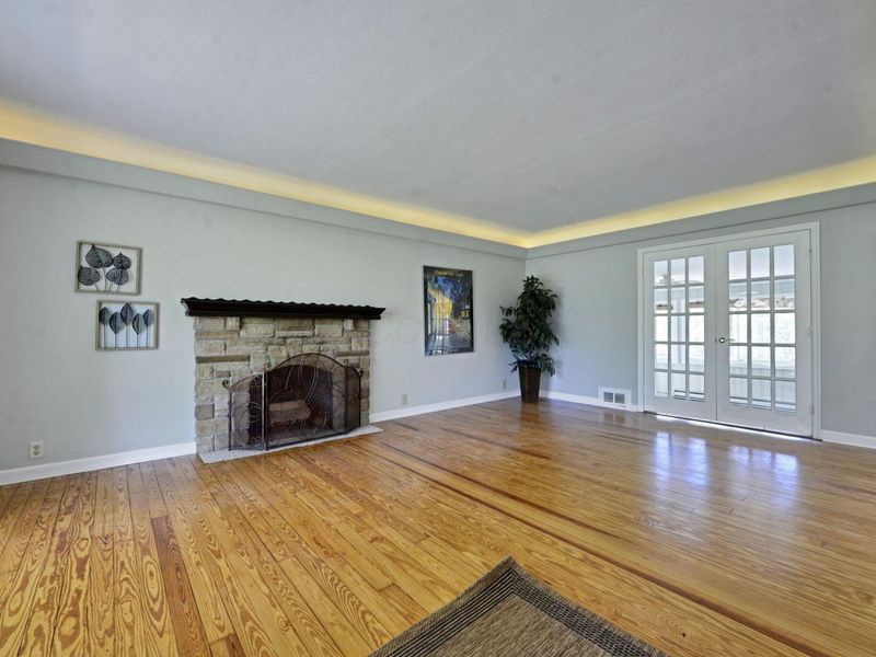 692 Uhler Road, Marion, OH 43302 Photo 4