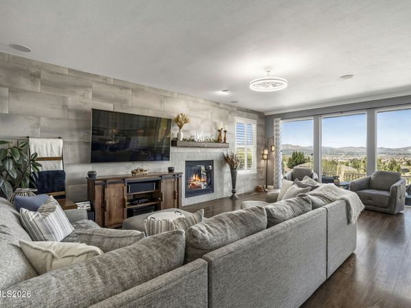 2808 Grosmont Drive, Sparks, NV 89436