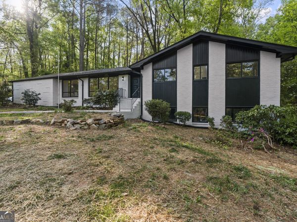 5253 Oxbow Road, Stone Mountain, GA 30087