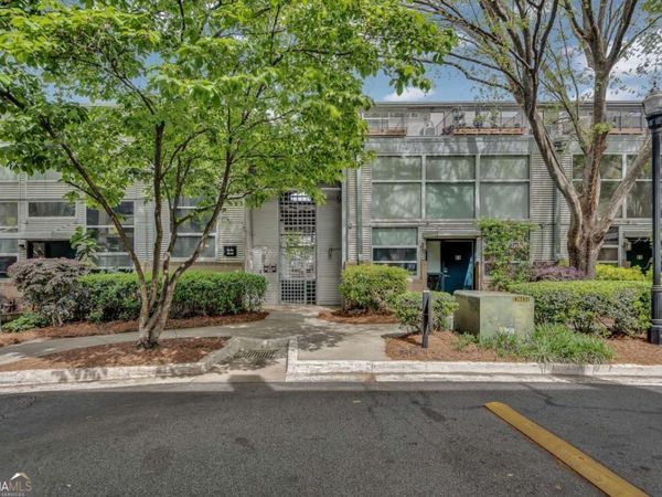 400 Village Parkway NE, Unit 202, Atlanta, GA 30306