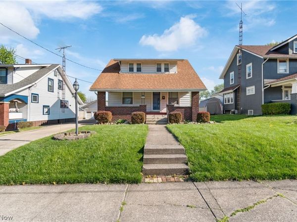 881 W College Road , Alliance, OH 44601