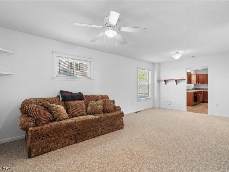 881 W College Road , Alliance, OH 44601 Photo 8