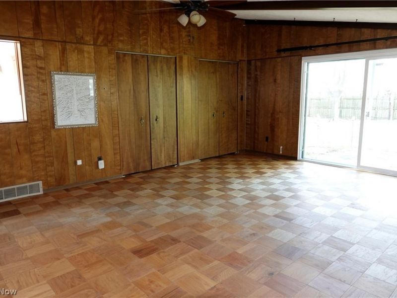 1661 Chelmsford Road , Mayfield Heights, OH 44124 Photo 13