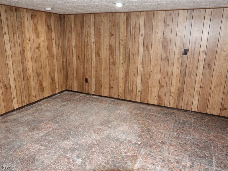 1661 Chelmsford Road , Mayfield Heights, OH 44124 Photo 27