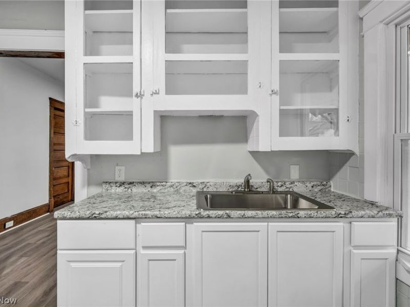 6614 Clark Avenue, Cleveland, OH 44102 Photo 14